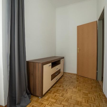 Two Bedrooms Family Nice Apartment เวียนนา ภายนอก รูปภาพ