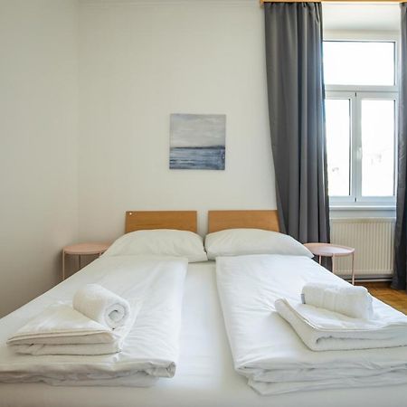 Two Bedrooms Family Nice Apartment เวียนนา ภายนอก รูปภาพ