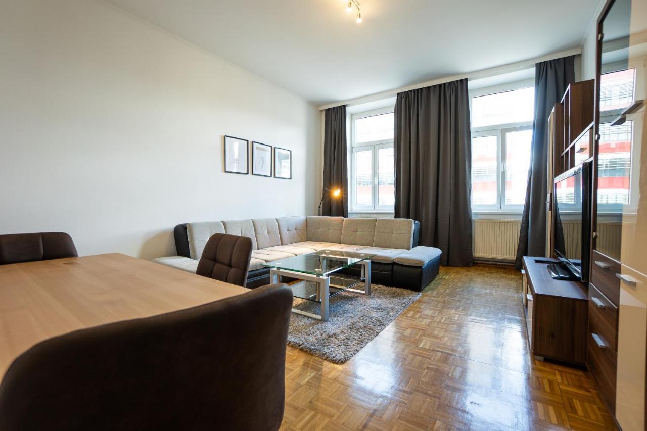 Two Bedrooms Family Nice Apartment เวียนนา ภายนอก รูปภาพ