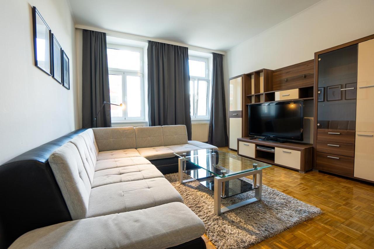 Two Bedrooms Family Nice Apartment เวียนนา ภายนอก รูปภาพ