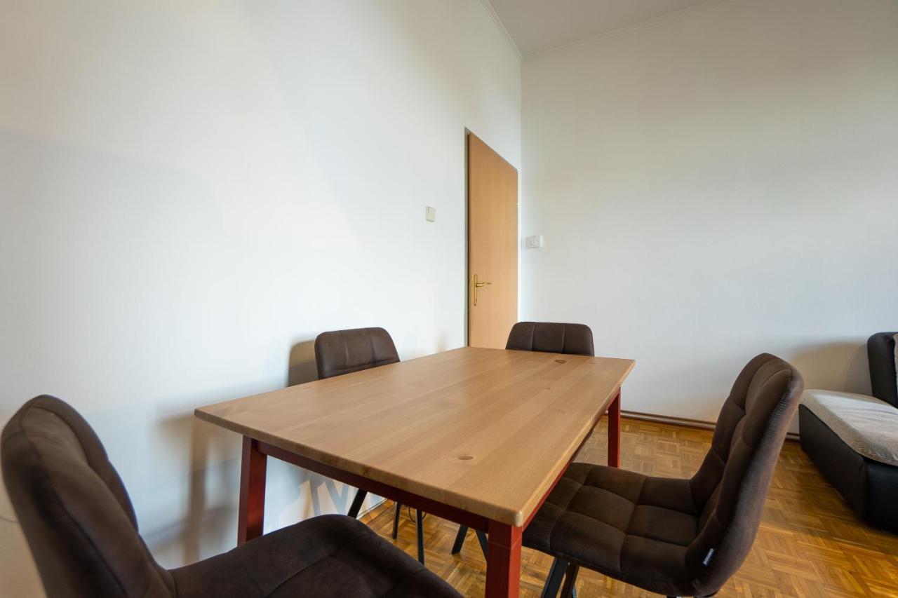 Two Bedrooms Family Nice Apartment เวียนนา ภายนอก รูปภาพ