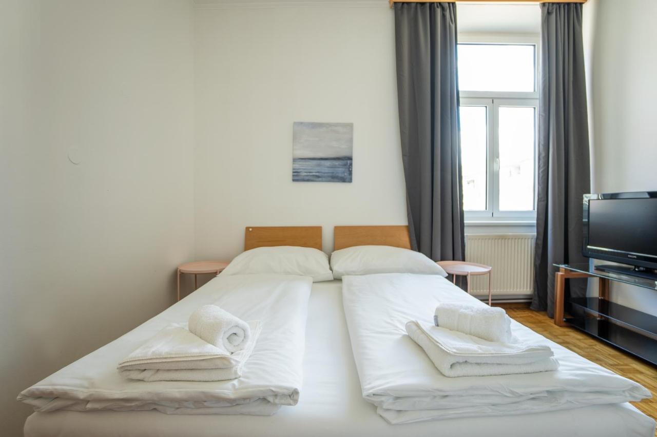 Two Bedrooms Family Nice Apartment เวียนนา ภายนอก รูปภาพ